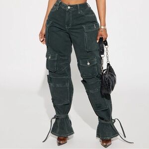 Fashion Nova Ankle Tie Cargo Jeans - Size 9